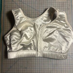 ENELL Women's Full Coverage High Impact Sports Bra SIZE 4